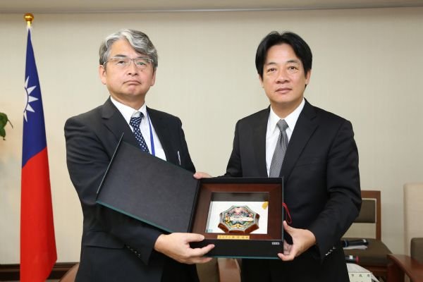 日本交流協會高雄事務所副所長山下文夫履新 蒞台南市府拜會賴清德市長
