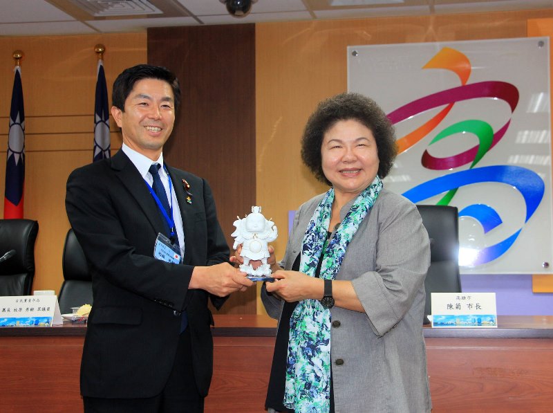 日本自民黨青年局拜會  市長陳菊盼加深年輕世代交流