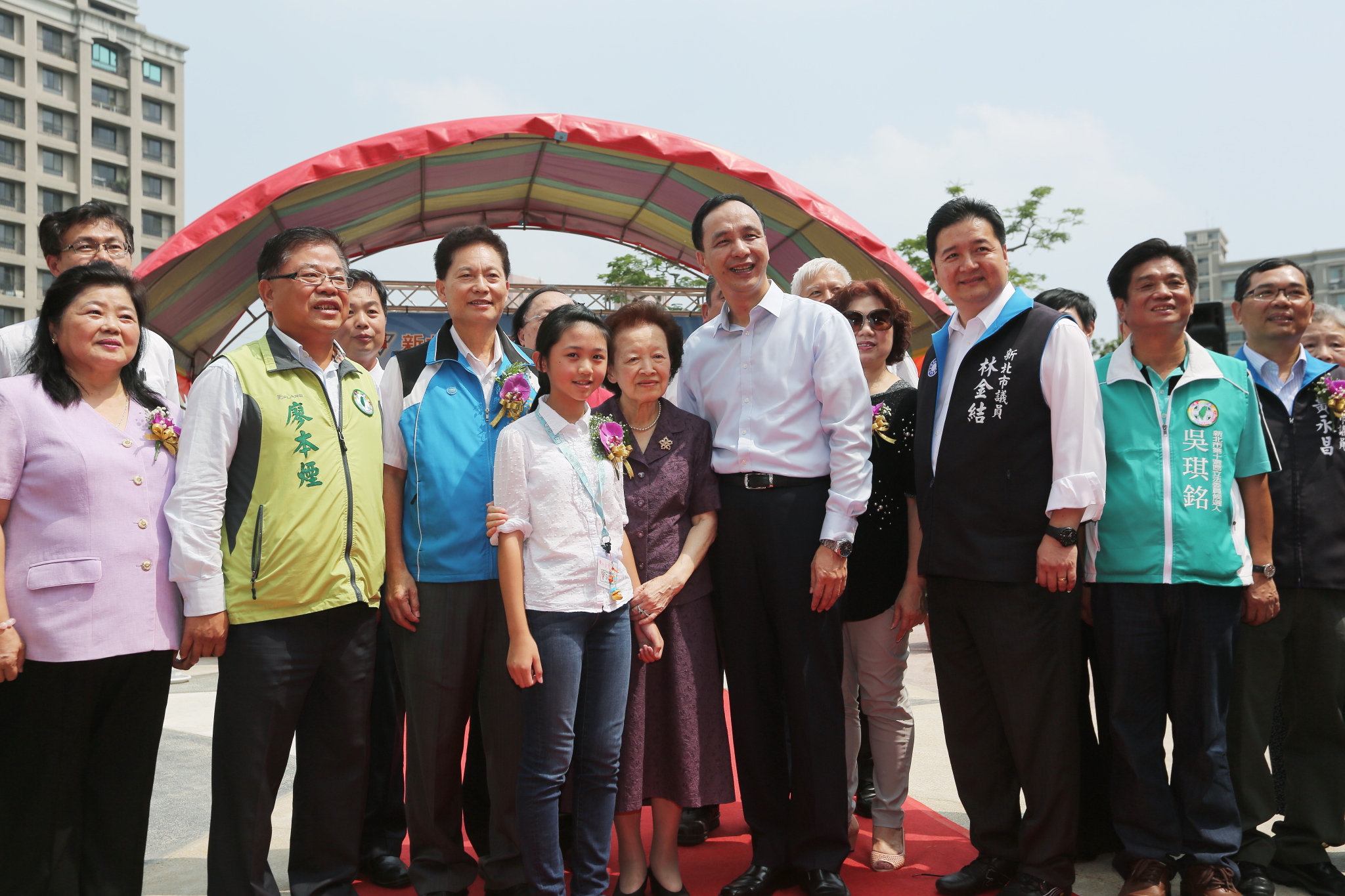 三峽國小校舍更新落成啟用 朱立倫：讓孩子在安全舒適中學習