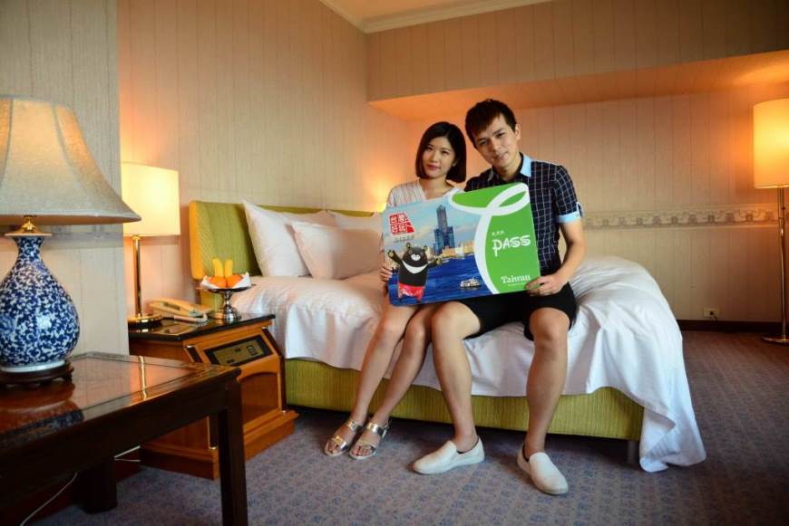 高屏澎好玩卡祭出40萬獎項及總統套房 國際來回機票幸運得主出爐