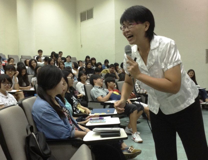 國立高雄師範大學舉辦「放眼未來 人生大不同」講座