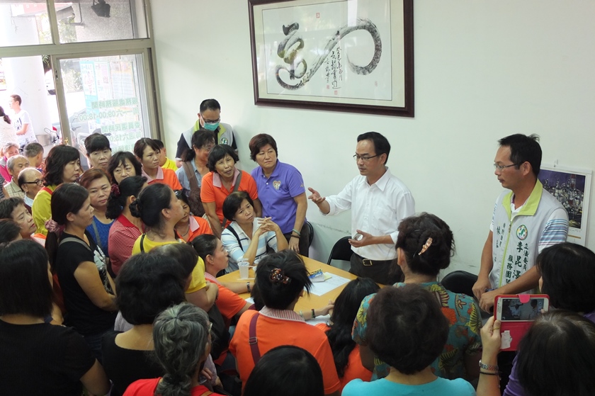 李昆澤公布婦女政策 保障婦女就是保護自己的家人