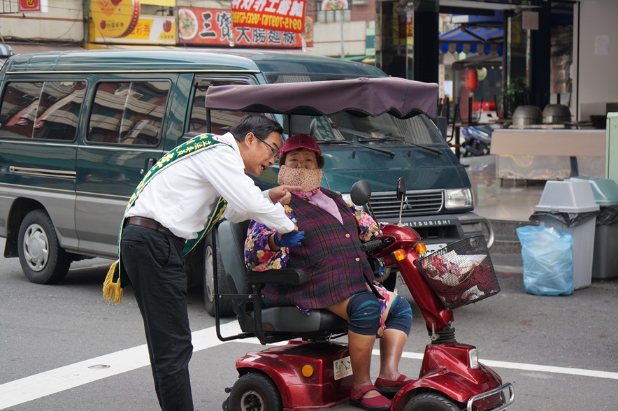 李昆澤33萬公里、地球8圈半的奔波 「每一步，感恩，承擔」