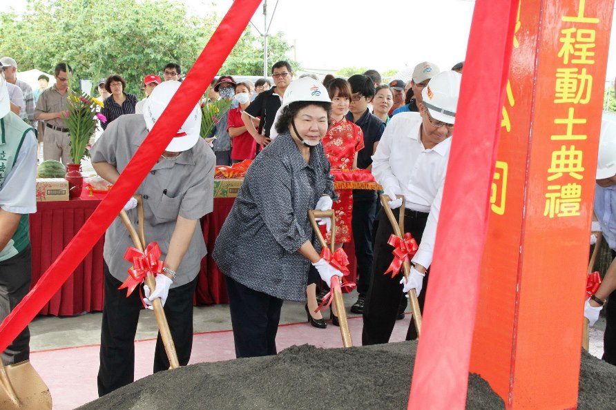 高市府辦理路竹高11線拓寬工程動土 陳菊：提升行車安全及社區發展