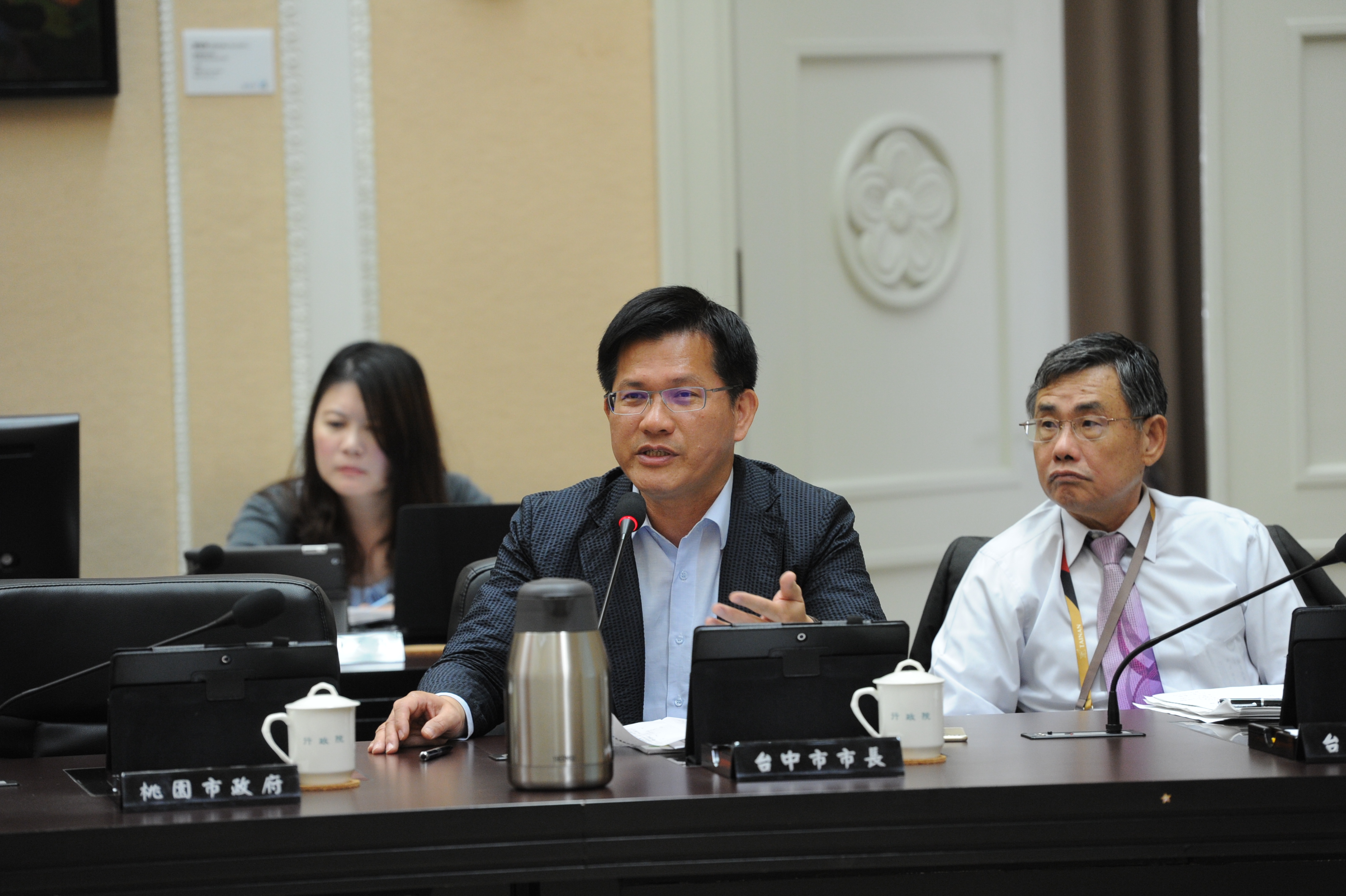 林佳龍市長行政院會爭取中央支持中市電纜地下化比例