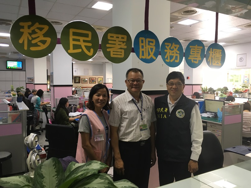 移民署高雄市第一服務站「到府關懷、宅配愛行動列車」首航開跑