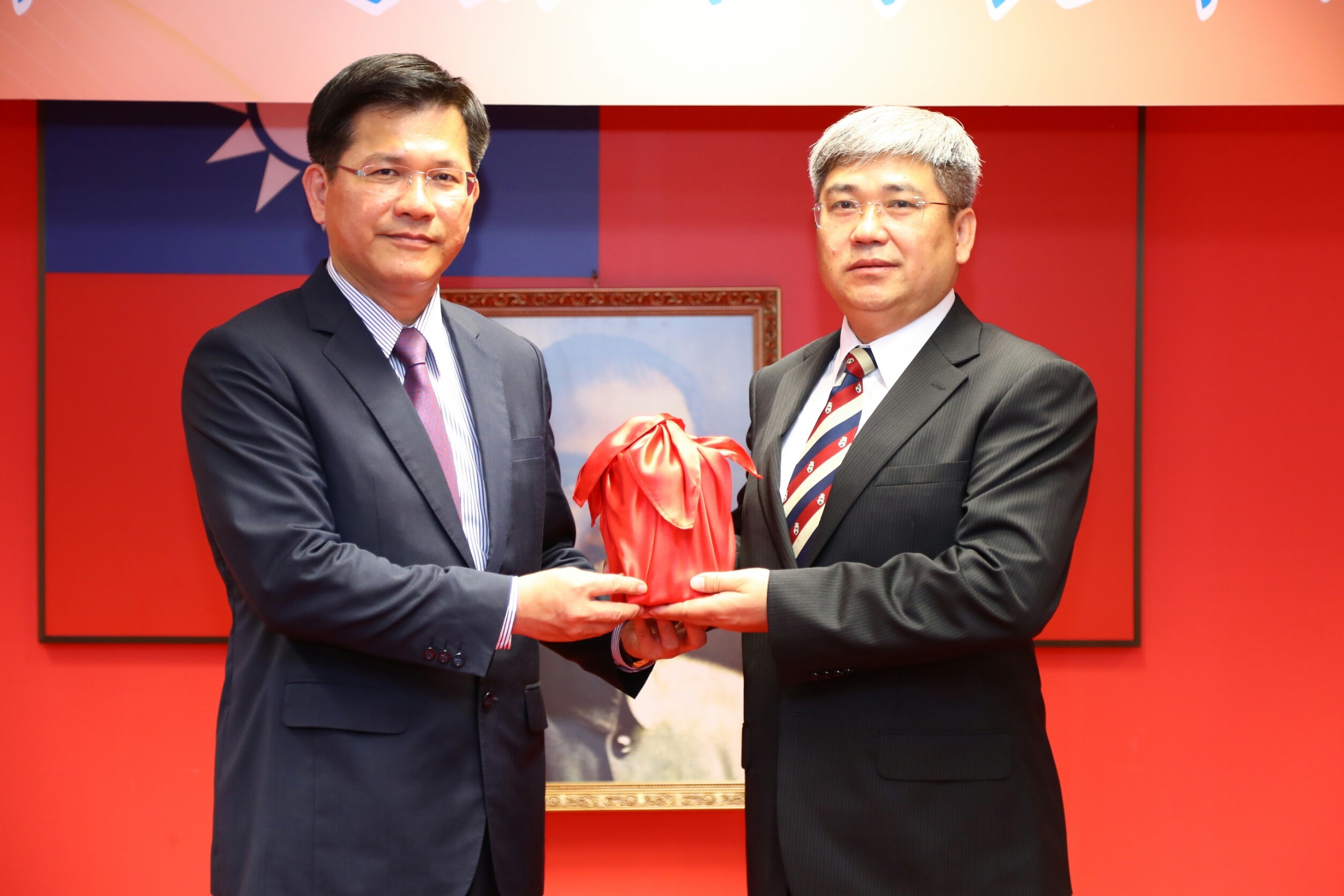 台中市府運動局正式成立 林佳龍市長期許落實「健康市民、卓越競技、活力台中」三大願景