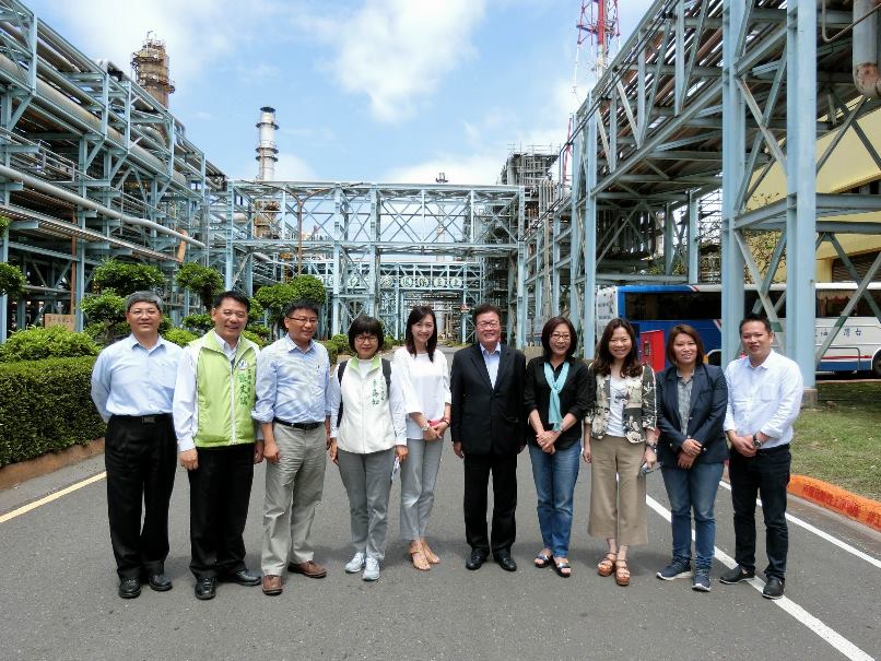 高雄市議會衛生環境委員會考察高雄排名前十大污染排放工廠