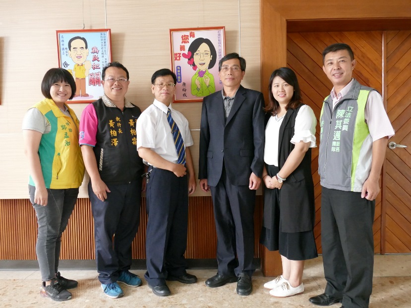 高雄市議會藝術走廊貼近新世代市民喜好 興起人物貼圖的創作文創風潮