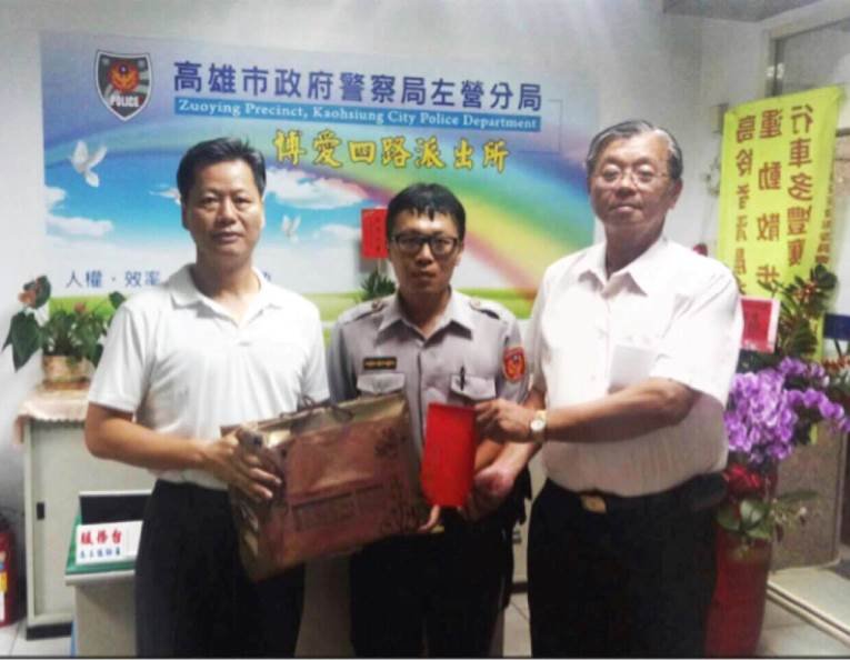 通緝犯持刀襲擊 左營分局博愛所勇警奪刀逮捕