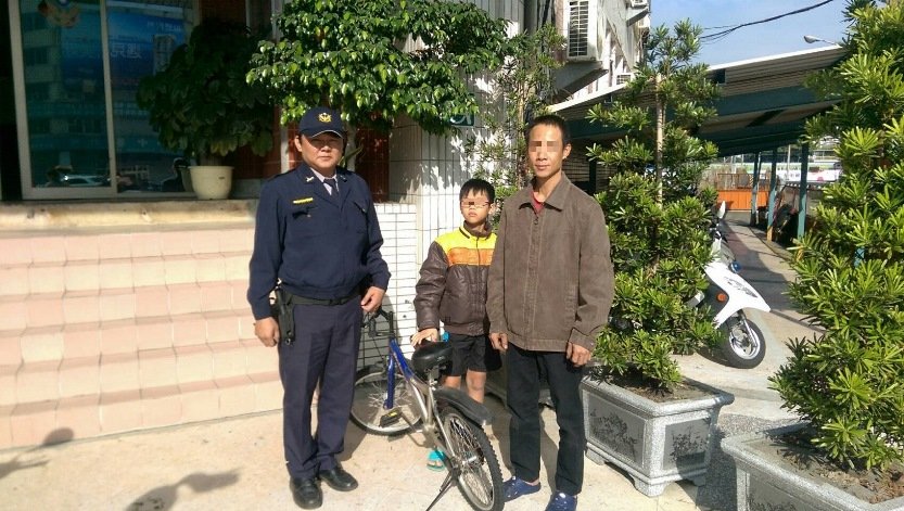 三民一分局三民所巡佐巢義信機警 下班路途通知巡邏警網逮竊賊