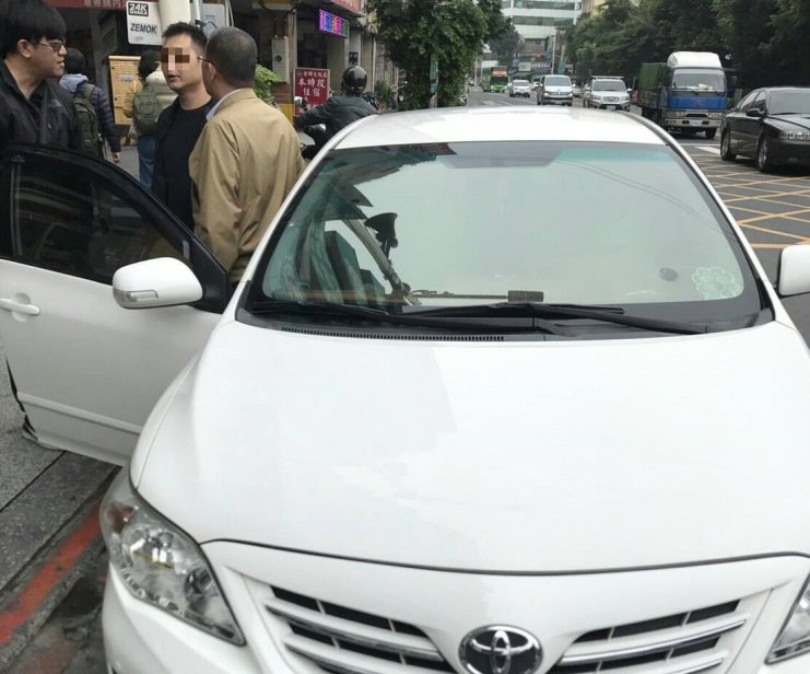 三民一分局長明所員警盤查違停車輛 查獲安非他命毒品