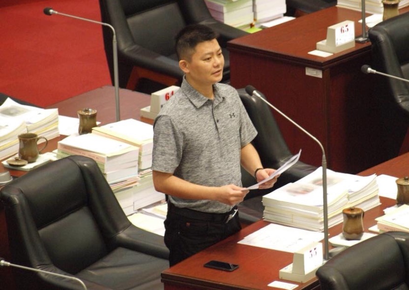 高雄市議員曾俊傑要求市府加強多元行銷 改善軟硬體設施以有效增加產值