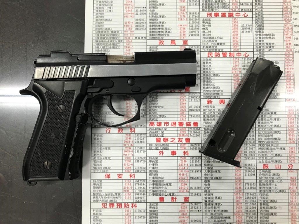 墓地利益糾紛開槍 岡山分局警搜墓場追緝逼出犯嫌查獲手槍及子彈