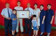 保家衛國到關懷貧困  慈濟志工獲國軍模範父親