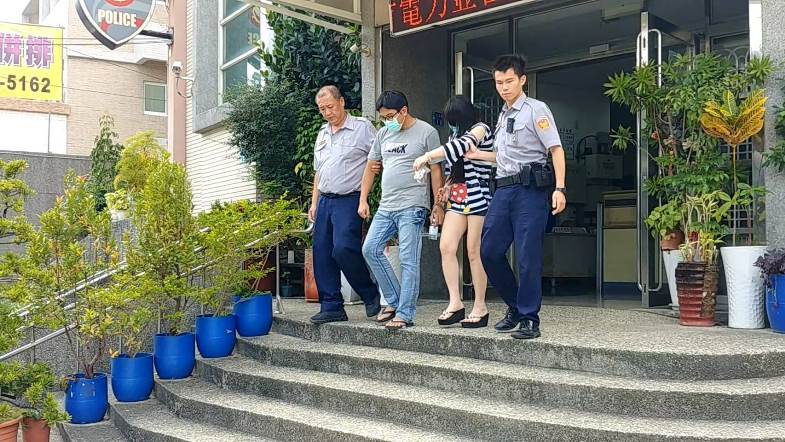 仁武分局仁美所警查獲毒鴛鴦