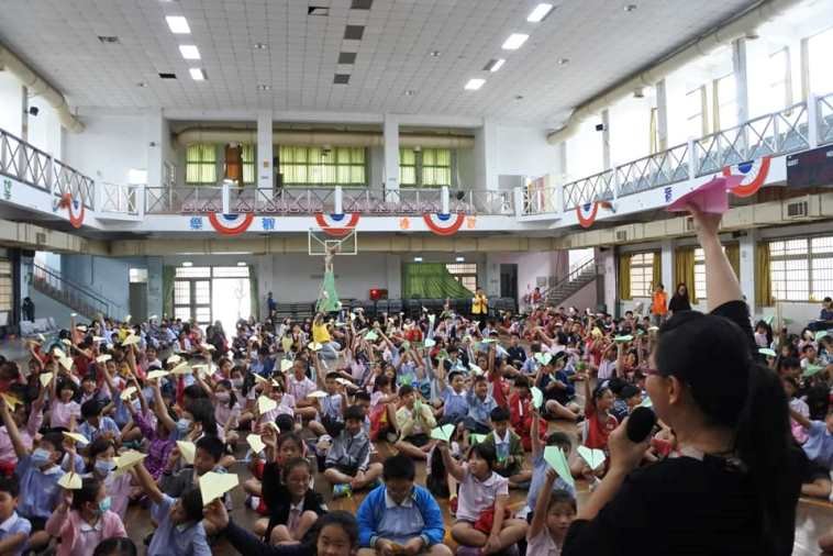 學生體驗身障不便 學習人生最寶貴的能力