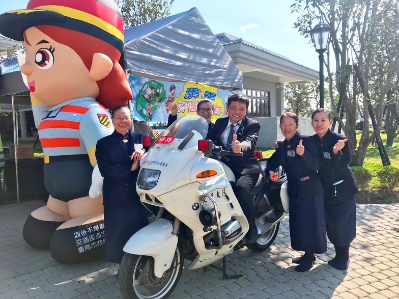 善化靜思堂歲末祝福 志工匯聚善念祈求天下平安無災