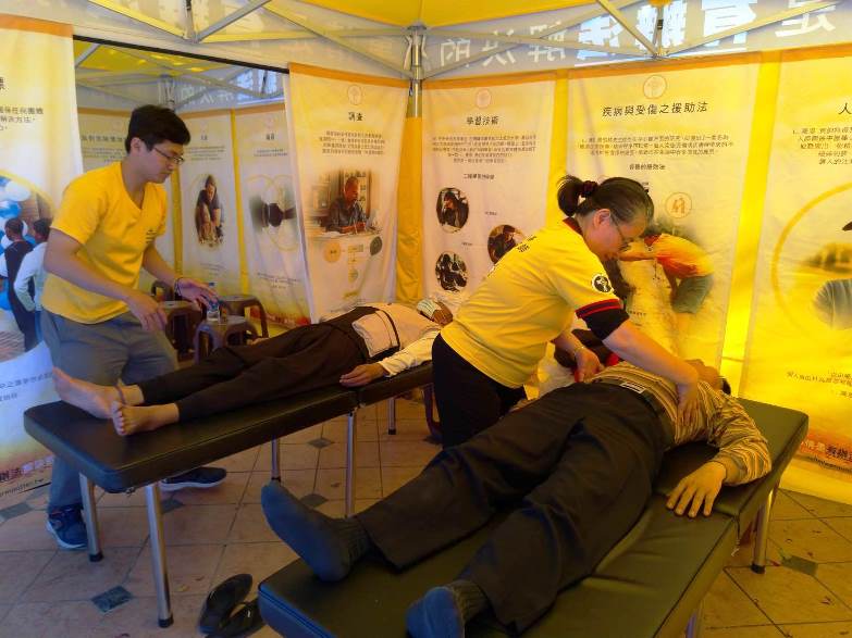 關懷弱勢家庭身心服務 高市慈善會歲末送溫馨