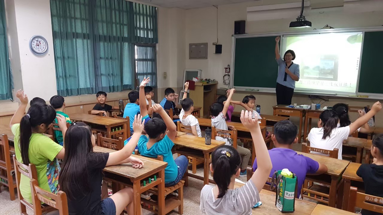 講師林妙香傳遞正向人生觀 助青少年身心靈健康