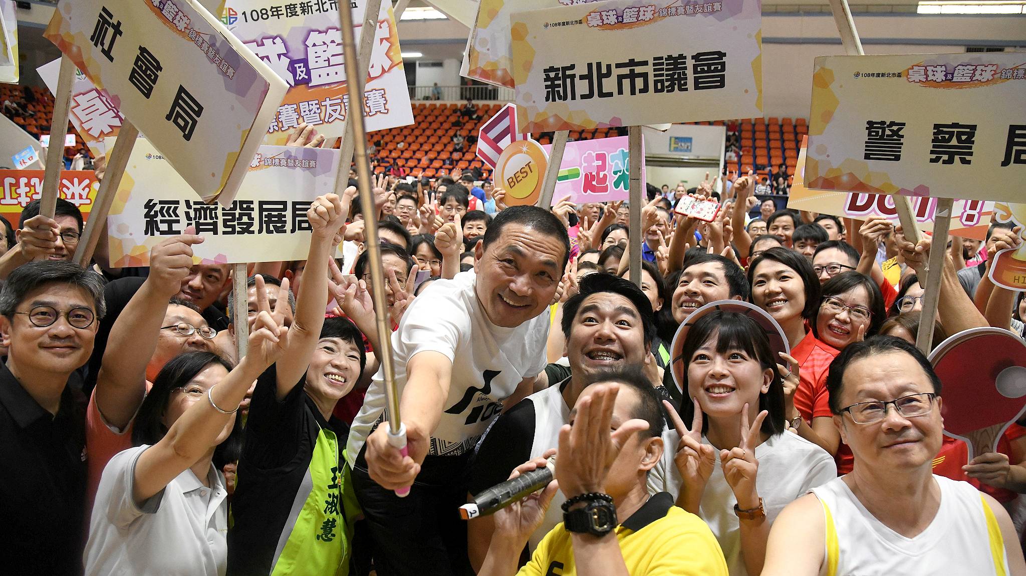 新北市盃桌球及籃球友誼賽開幕 侯友宜鼓勵大家多運動 輸贏不重要