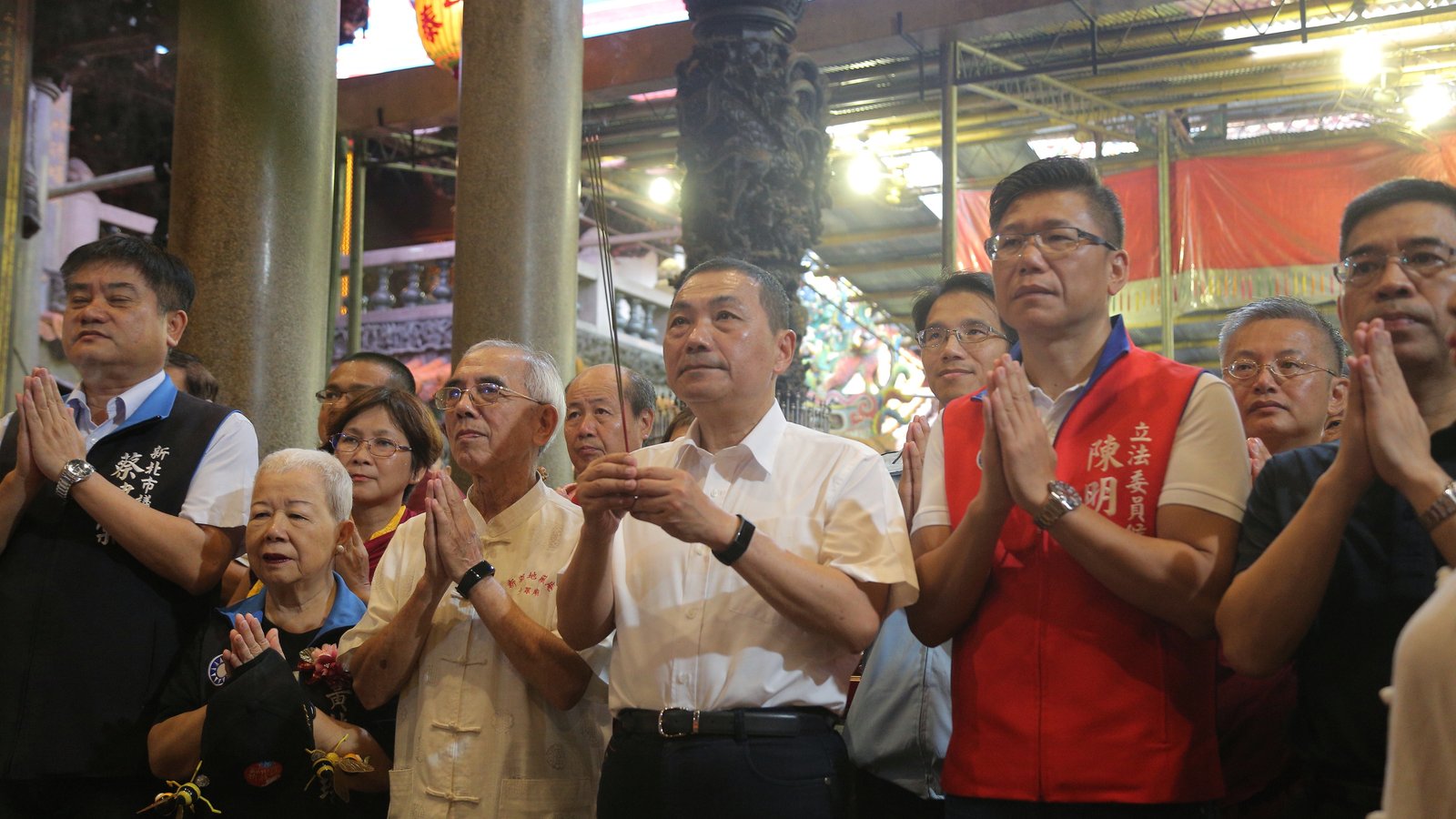 世界佛教正心會行動佛殿抵新莊地藏庵 侯友宜：做善事不分彼此