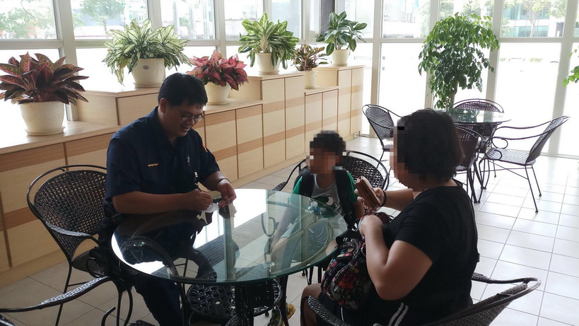 幼童放學迷路 左營警方助回到母親身邊