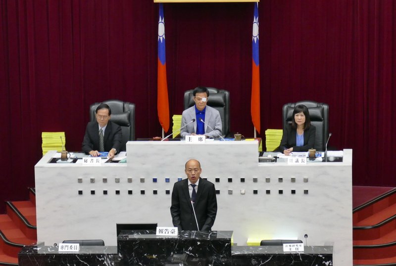 高雄市議會九月二十六日黨團聯合質詢摘要