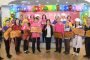議員林燕祝獻國旗 台南市長黃偉哲簽名認同中華民國