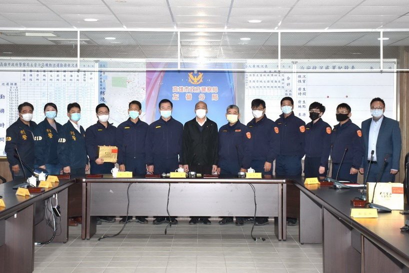 偵破刑案防制暴力 韓國瑜市長左營分局慰問