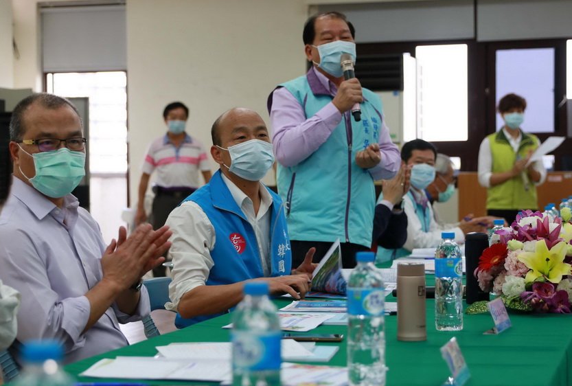 高雄市長韓國瑜走入基層 赴楠梓請益打造新都心