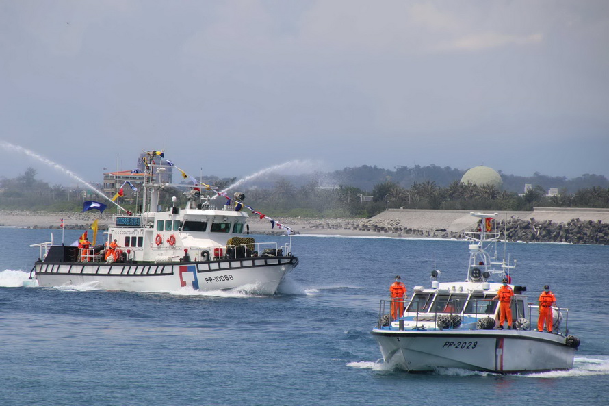台東海巡隊新艇返航 隊員落海不治
