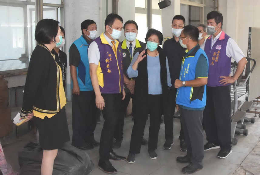 彰化縣長王惠美訪視秀水鄉安溪社區關懷據點
