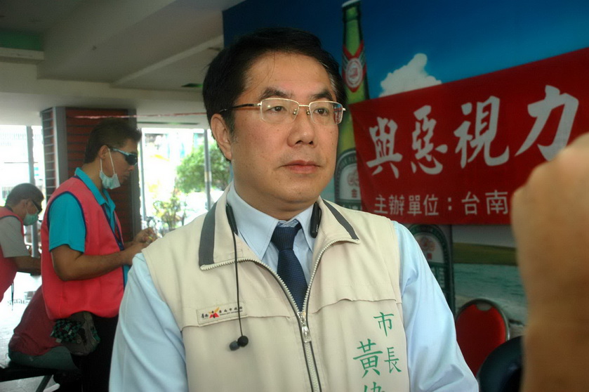 立委涉賄 台南市長黃偉哲盼查清楚處置