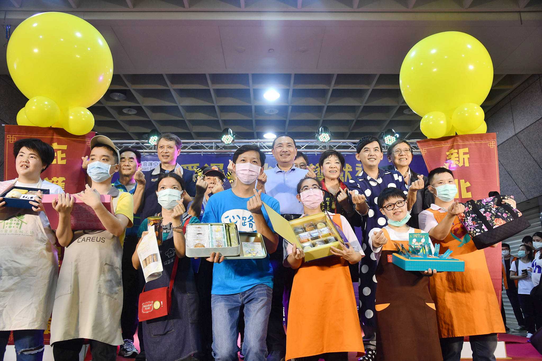 中秋送禮做愛心 新北市長侯友宜推銷庇護工場好物