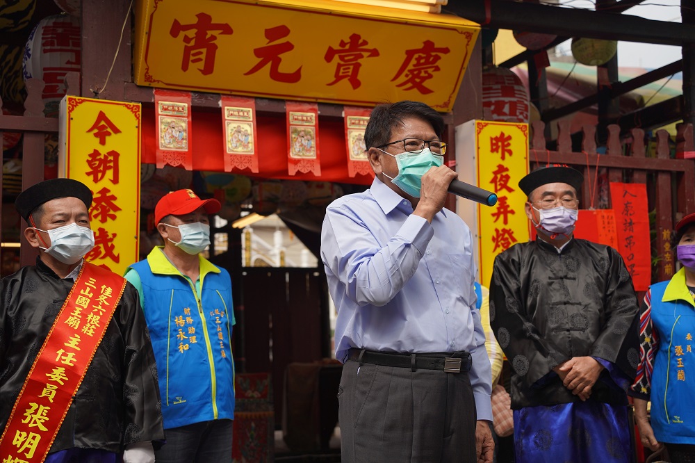 屏東佳冬千山公侯宮迎新丁 縣長潘孟安期許發揚光大