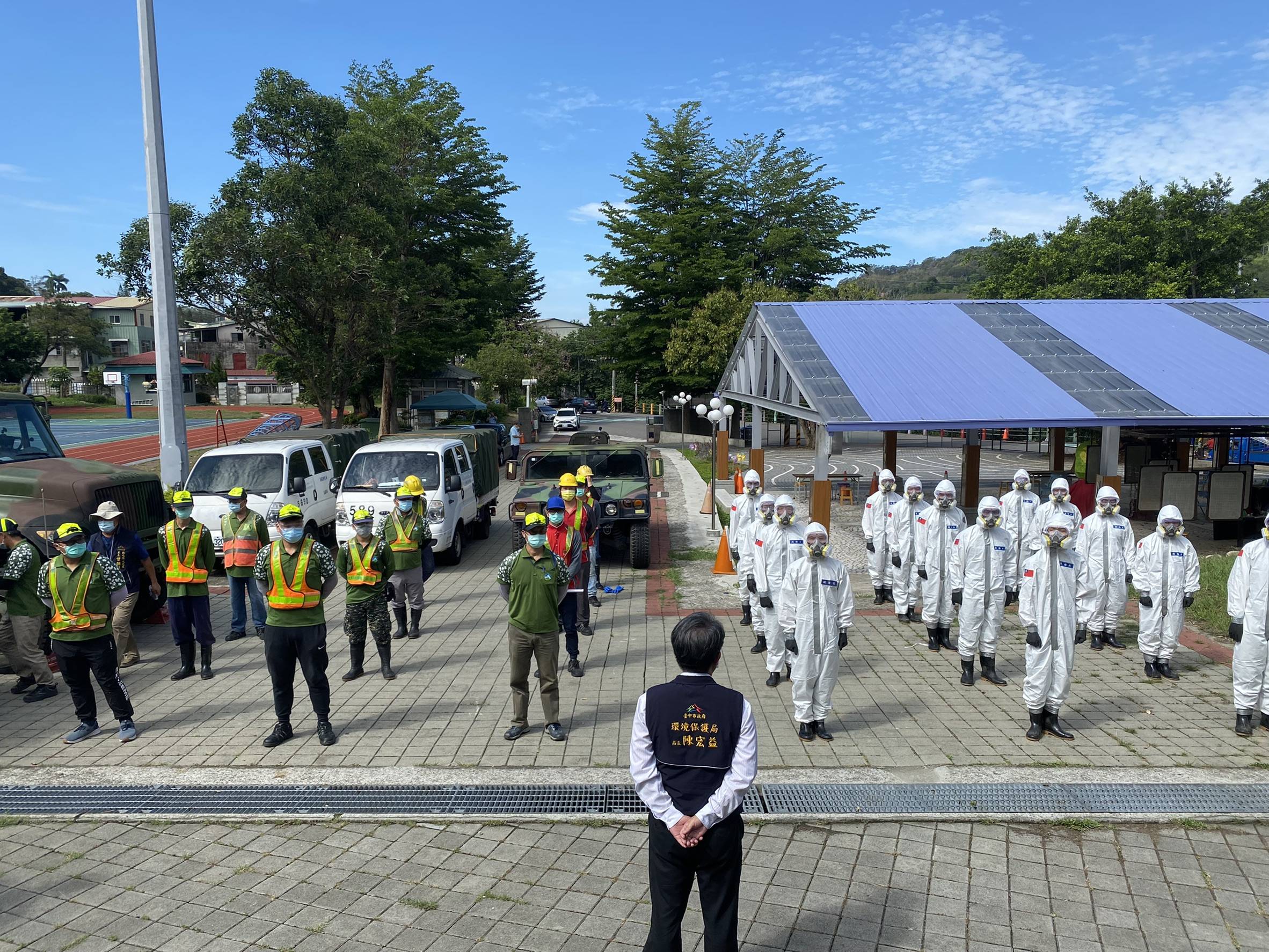 台中市環局攜手化學兵 深化消毒大坑里