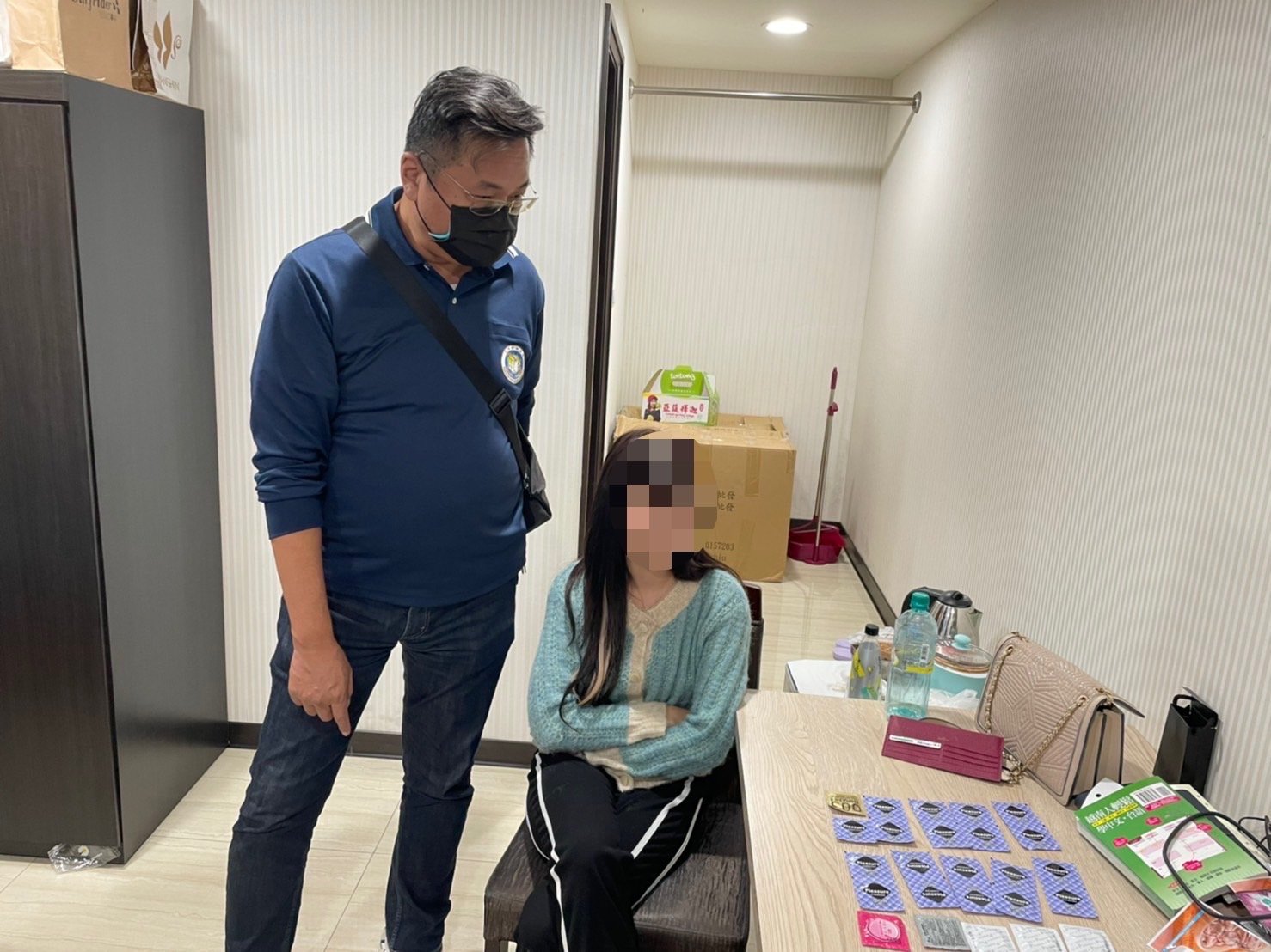 越配直播主從事性交易 遭移民署高雄市專勤隊查獲