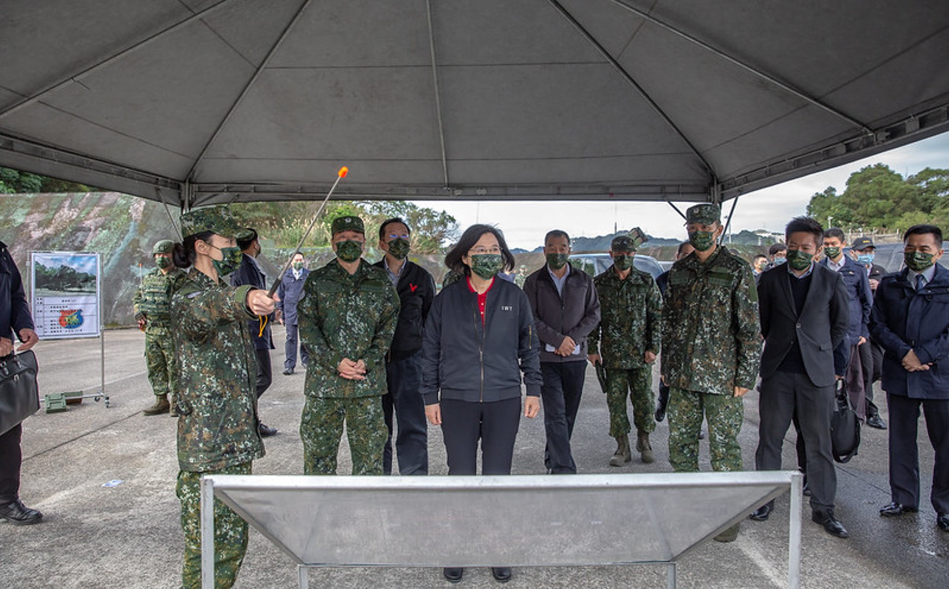 蔡英文總統慰勉國軍 消防署 國搜 感謝全年無休