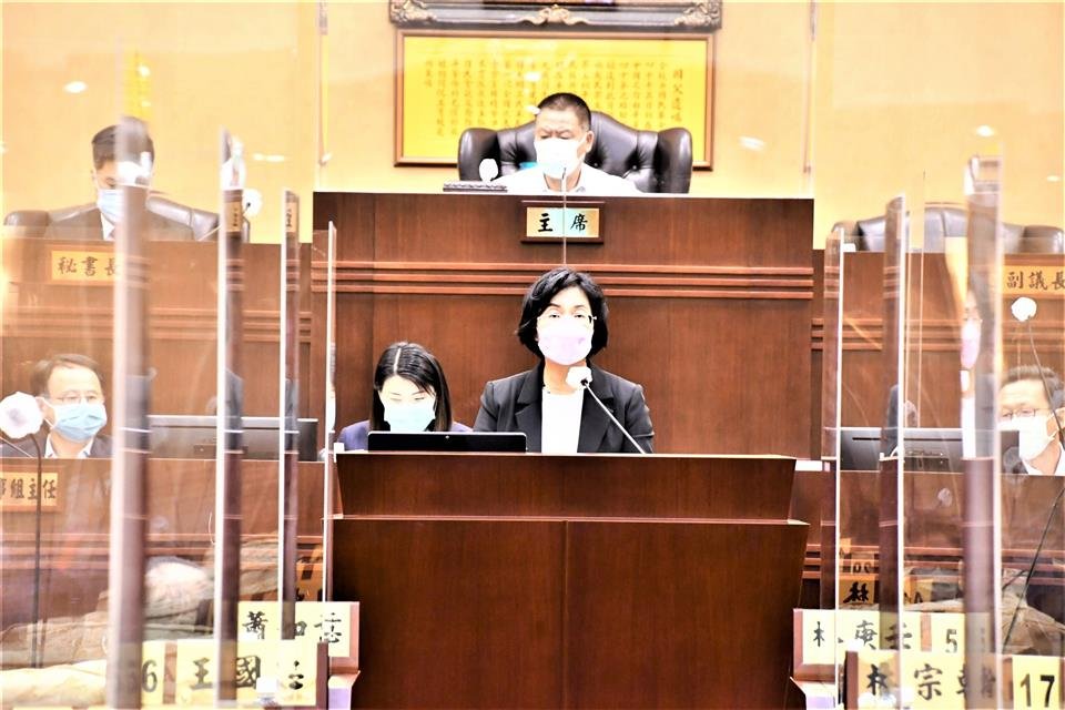 彰化縣長王惠美施政報告著重產業發展 協助青年穩定就業