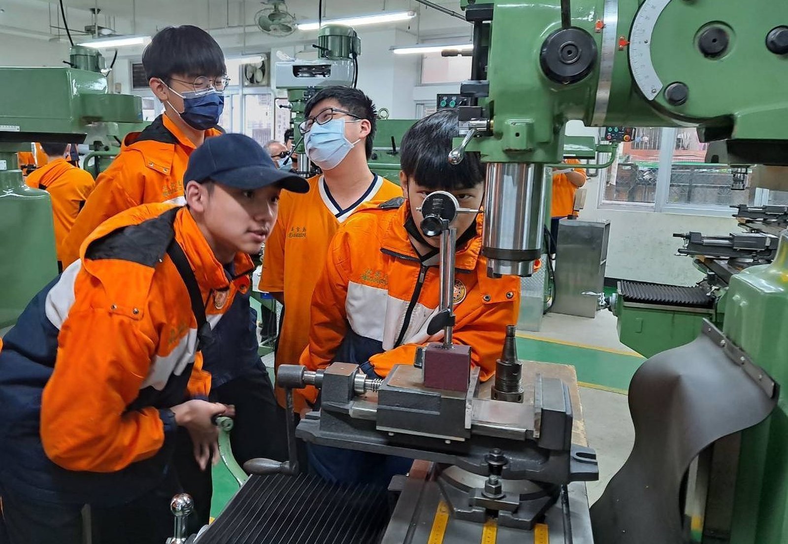 新北建教生專業技能再推PLUS方案 圓夢獎學金、證照輔導班