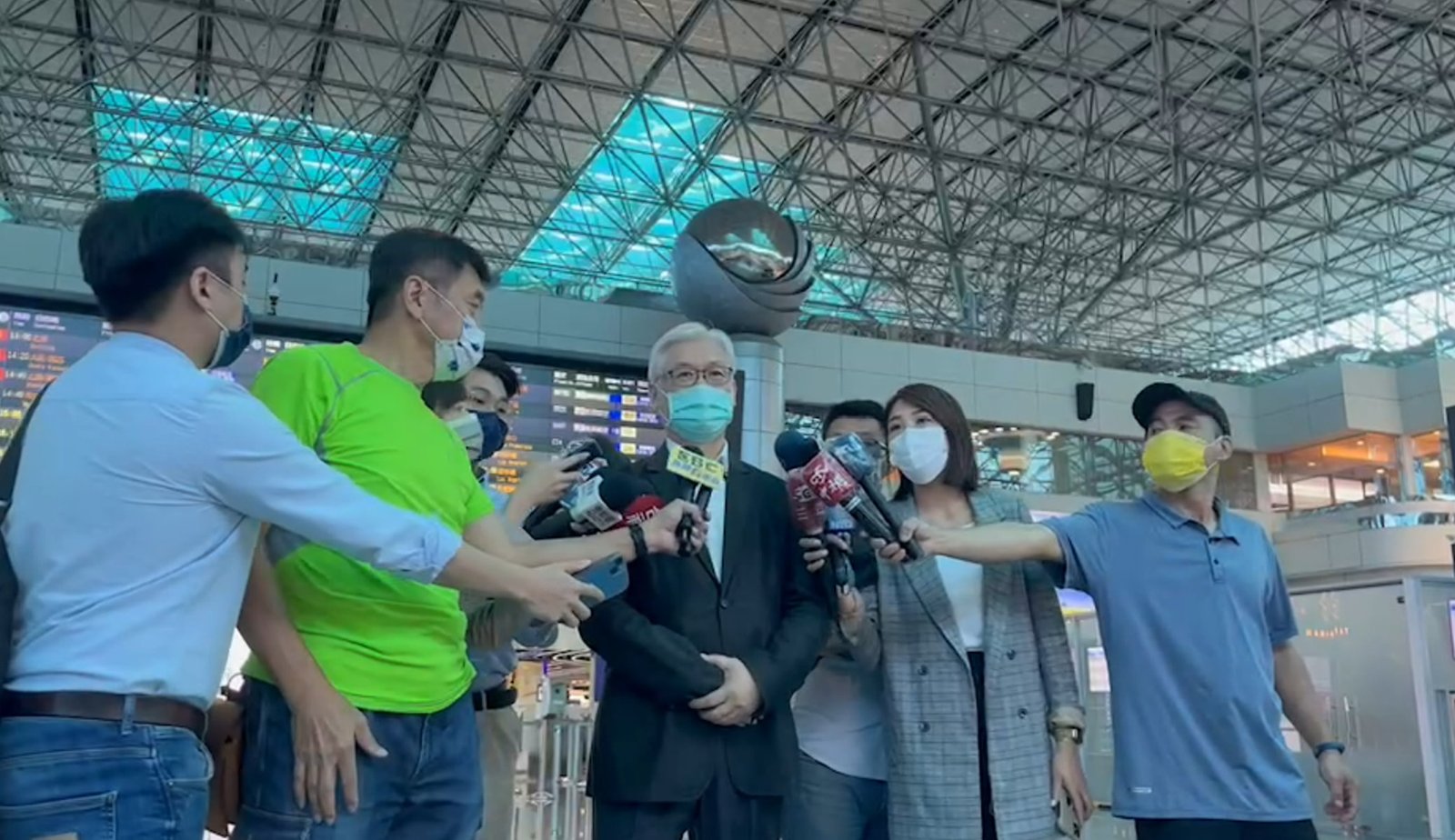 副主席夏立言率團訪問大陸 國民黨：關心在陸台人不談政治