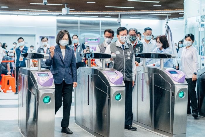 總統視察桃園機場捷運延伸線A22站 中央地方同心協力打造桃園