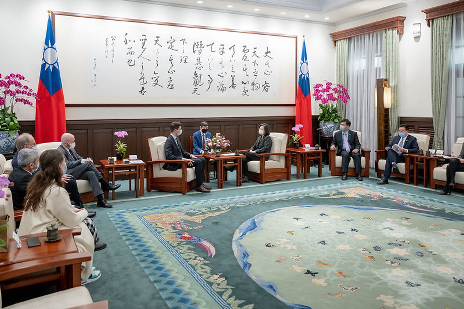 蔡英文接見瑞士國會友臺小組訪團 盼加深合作交流