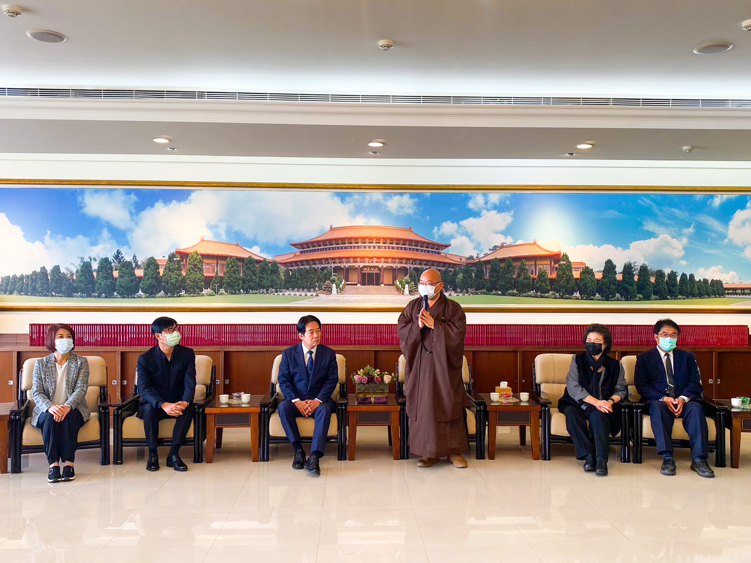 賴副總統等人弔唁星雲大師：盼他的功德持續流傳