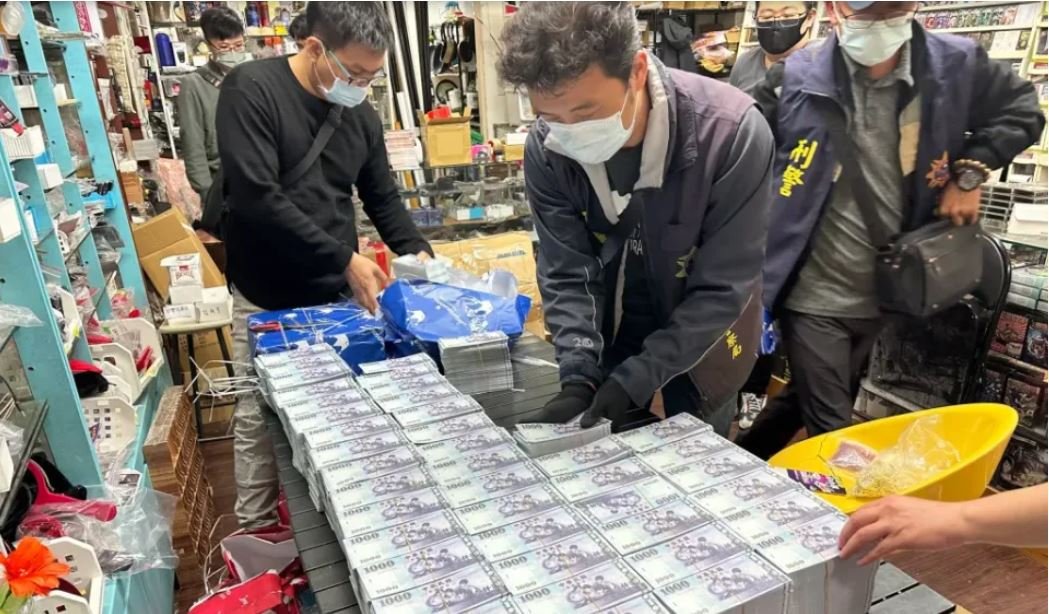 雲林警破「XD偽鈔」巢穴 抄出1.2億假鈔 逮6嫌收押