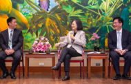 接見美京中華會館回國參訪團 蔡英文盼台美關係更上層樓