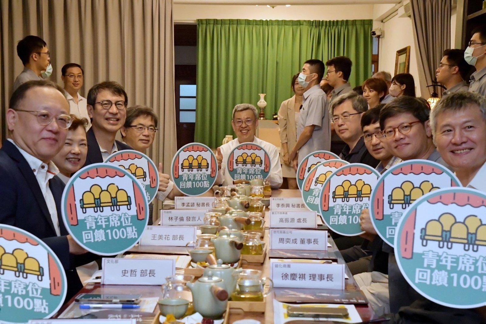 選前大加碼！成年禮金明年擴大發放 16-22歲通通有