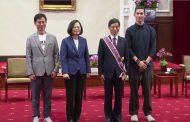 蔡總統授勳林萬億等16人 感謝為國家打下基礎