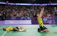 巴黎奧運羽球男雙選手李洋、王齊麟成功衛冕奪金